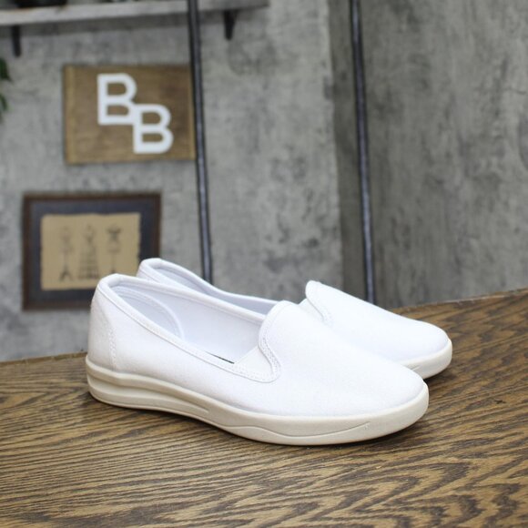 comfortview Shoes - Comfortview Womens The Dottie Slip On Low Top Sneakers White 7.5M